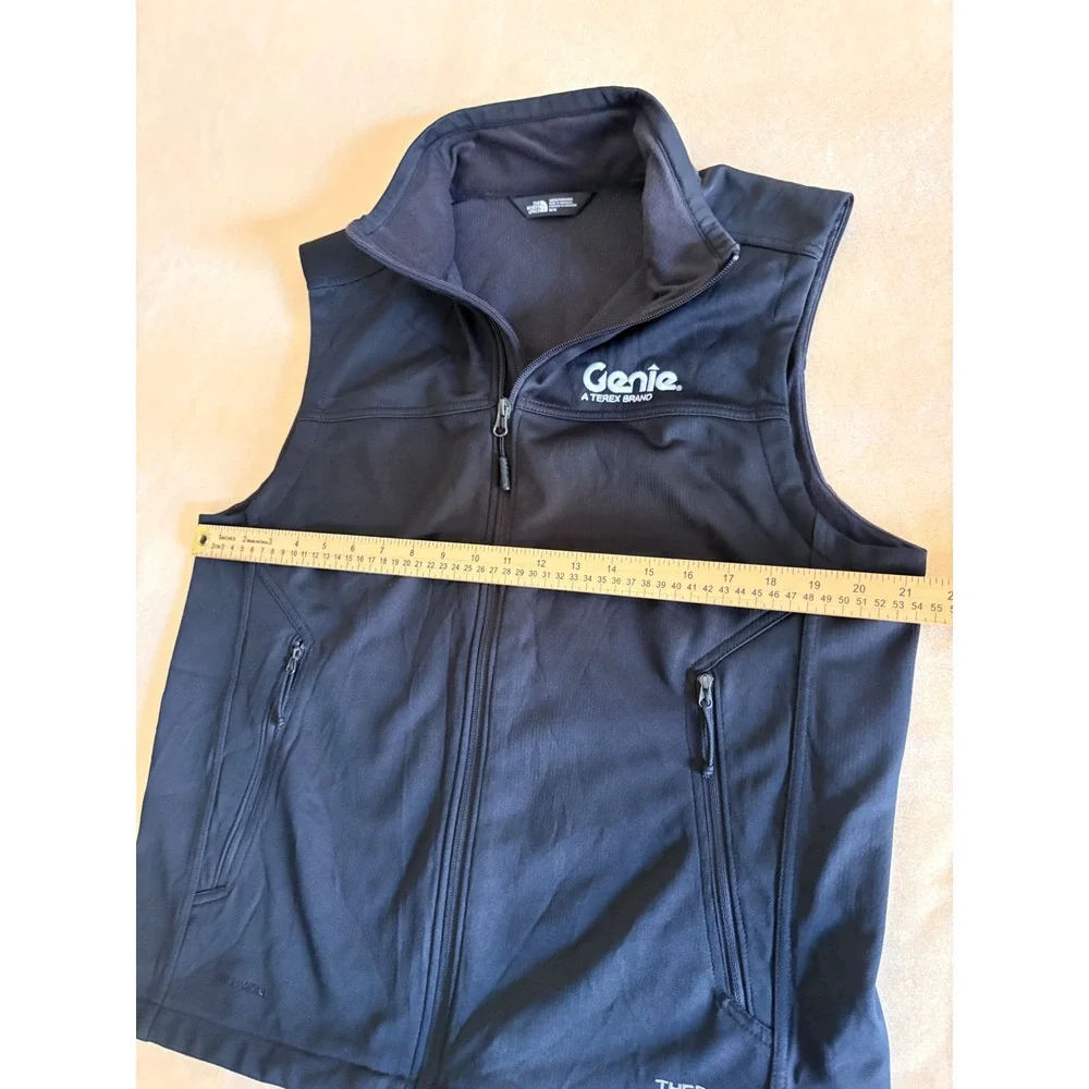 The North Face Mens WindWall Softshell Vest Black Genie Logo Size Medium